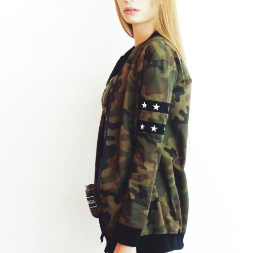 KURTKA BEJSBOLÓWKA "CAMO"