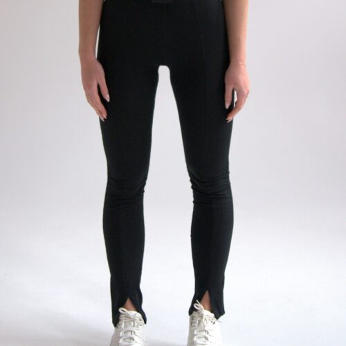 CZARNE LEGGINSY Z WYCIĘCIAMI